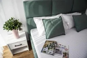 Konstantins Apartment - 佩斯塔尼