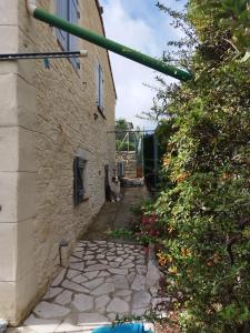 Maisons de vacances Jolie petite Maison, Clim, residence avec piscine a 5mn circuit Paul Ricard : photos des chambres