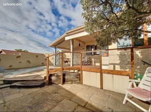 Maisons de vacances Jolie petite Maison, Clim, residence avec piscine a 5mn circuit Paul Ricard : photos des chambres