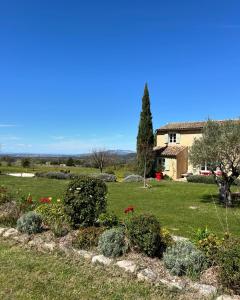B&B / Chambres d'hotes Au Clair Ventoux B & B - SPA : photos des chambres