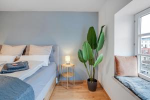 Schlossberg Panorama Suite - 3BR & Free Parking in Altstadt by HERO HOMES Graz