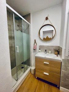 Appartements Studio entierement renove au pied du telesiege du Diable : photos des chambres