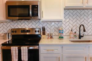 1866 EOV Beach Suite