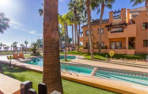 Beautiful Apartment In Los Alcazares