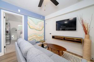 Sojourns Harborage Dock Suite