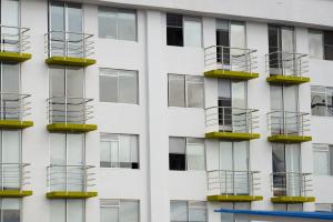 Apartahotel primer piso cerca Parque del Café