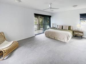 Charming Central Cotton Tree Unit