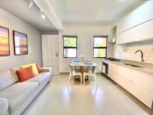 1B - Village Confortável praia de Itapuã - Salvador