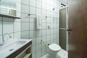 Apto Luar 2Q 10 metros da praia by Achei Floripa