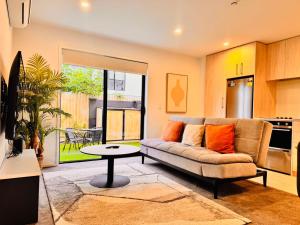 City Stadium Stay CBD Apartment A, CHC