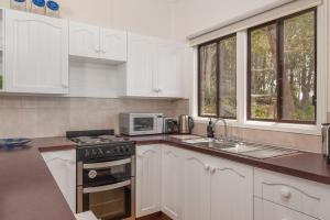 Sandlines at Hyams Beach