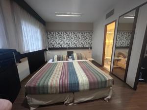 Hotel Mercu Paraiso Beneficência com garagem e cozinha 1209