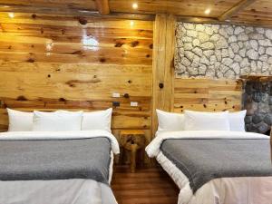 Bugnay Cabin of The Shire