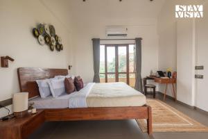 StayVista at Casa Frangipani - Lawn & BBQ