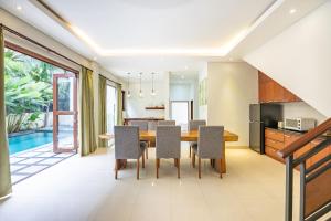 Cove The Ricks Villa