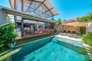 Villa Elma - Huge 2-bedroom pool villa in Umalas!