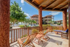 Indigo Belize 5A condo - Basil Jones