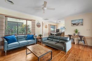 The Boathouse -Pool and Private Slip