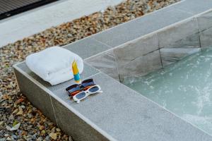 YUHI BEACH HOUSE Batangas