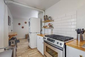 Private Casita Minutes to River Trails and Dining