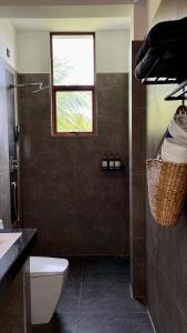 Shades Hotel & Villa