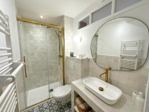 La Maison Cavet 5 Appartements de standing au coeur du village : photos des chambres