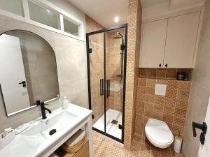 La Maison Cavet 5 Appartements de standing au coeur du village : photos des chambres