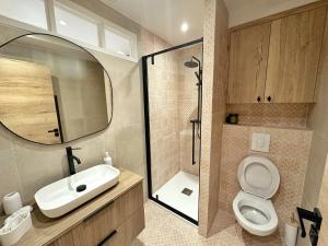 La Maison Cavet 5 Appartements de standing au coeur du village : photos des chambres