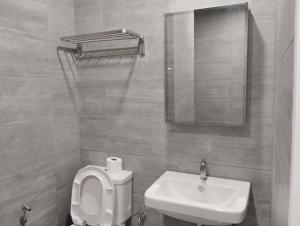 Urban Riverview Couple Suite - Riverine Kuching