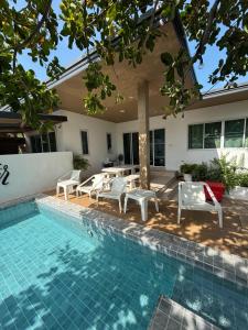 Summer Pool Villa Koh Larn