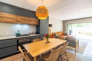 Vinci - Vibrant Retreat in Heart of Wilderness