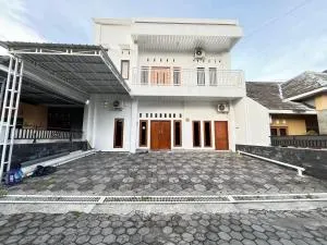 Nogotirto Damai Homestay Jogja - Ngabean Nogotirto Damai Homestay Jogja - Ngabean