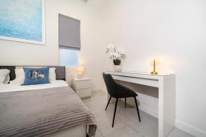 3-Bedrooms Modern Villa in Rawai (V11)