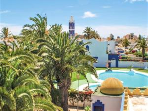 Holiday home in Roquetas de Mar by the sea
