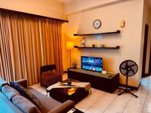 10 Seri Bukit Ceylon 5 minutes to Alor Street Bukit Bintang KLCC Pavilion 2R2B 8 Pax - Bukit Bintang