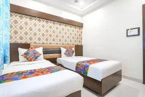 FabExpress Geet Residency - Valap