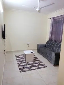 Sharon Apartment - Shimo la Tewa