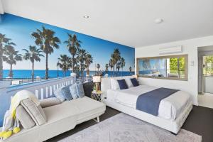 Bay View Motel - California Beach