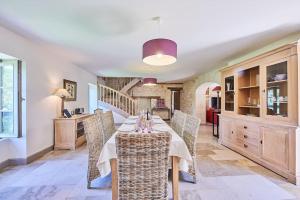 Villas La Forge maison spacieuse 8 pers Lascaux Sarlat : photos des chambres