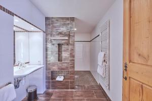 Villas La Forge maison spacieuse 8 pers Lascaux Sarlat : photos des chambres