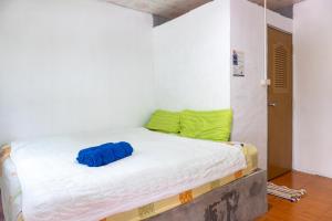 Good Night Long Beach Bungalow