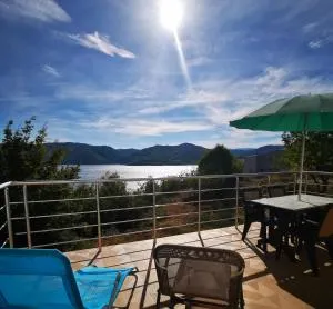 Lakeview Estate Chalet - Vishnevo