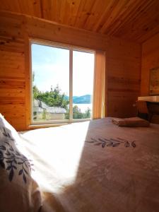 Lakeview Estate Chalet