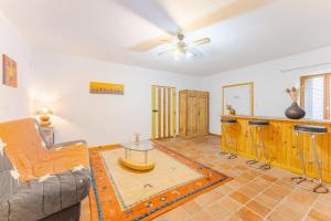 Maisons de vacances La Promesse des Saisons - Jardin et parking prive : photos des chambres