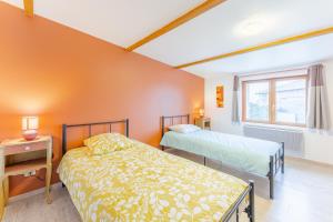 Maisons de vacances La Promesse des Saisons - Jardin et parking prive : photos des chambres