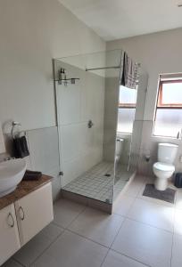 Shaloha Guesthouse on Supertubes