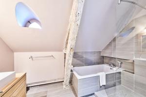 Villas Maison 5 etoiles luxe 6p piscine privee chauffee Lascaux : photos des chambres