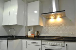 Sunshine Menendez Pelayo