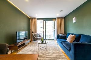 Trendy Kings Cross Flat