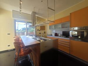 WH - VILLA - Vista Mare - Doppio Parcheggio Privato - Wifi